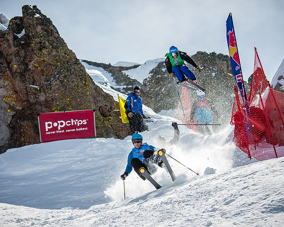 Jesse Maddex out in front of Kyle Coxon, John Lange and John Bochenek (Men's Super final)